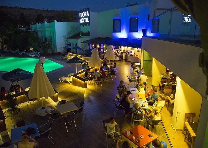 Flora 3* غومْبيت