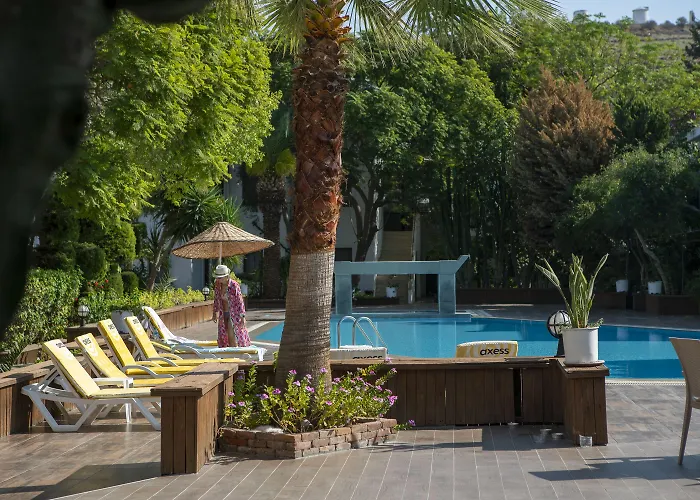 Flora غومْبيت