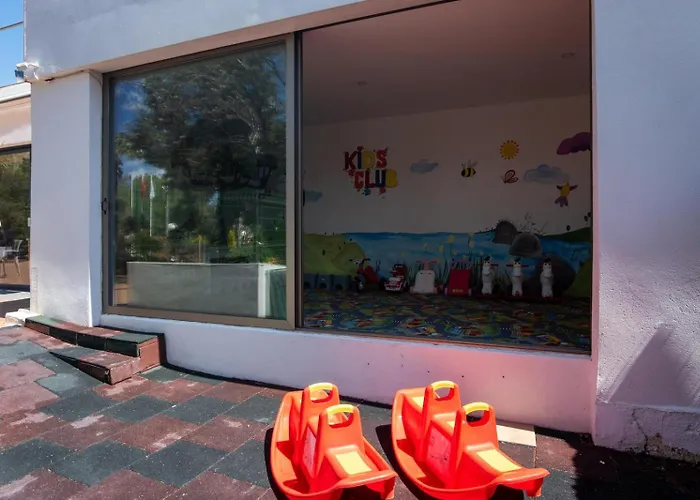 Ξενοδοχείο Flora