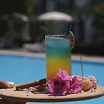 弗洛拉酒店 3* 居姆贝特