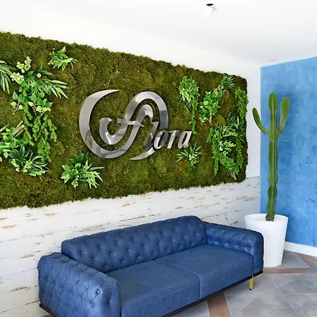 فندق Flora 3*